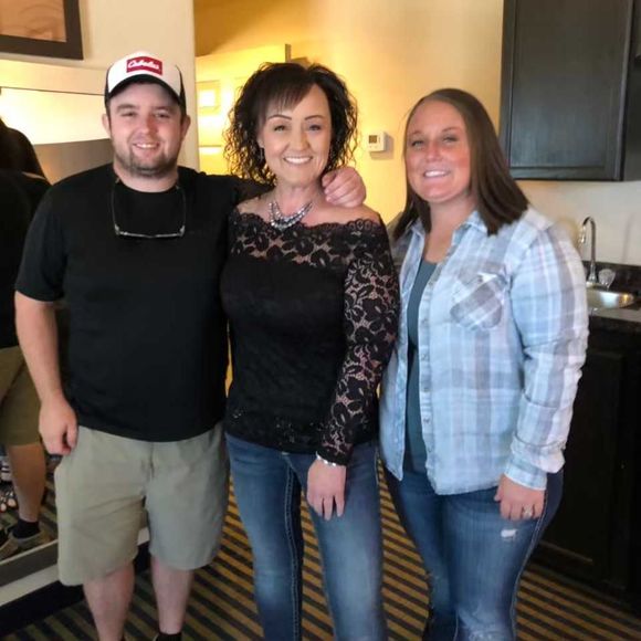 Meet your Posher, Amy - Picture 1 of 1